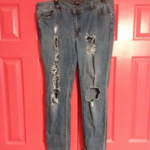 Forever 21 Distressed Jeans Sz 16